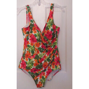Miraclesuit Swimsuit Women's Size 18 Tropical Floral Tummy Control One Piece